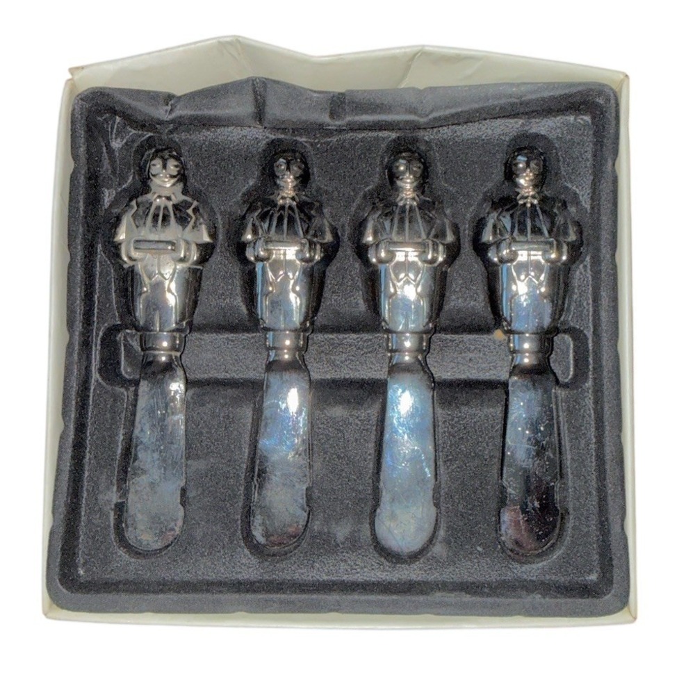 Lenox Butler's Pantry At Your Service Set of 4 Cheese Spreaders Silver plated